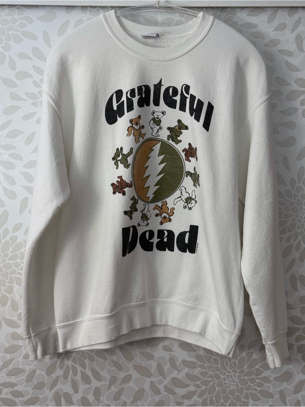Junk Food Tees Grateful Dead Women’s S Bear Ring Flea Market Band Sweatshirt